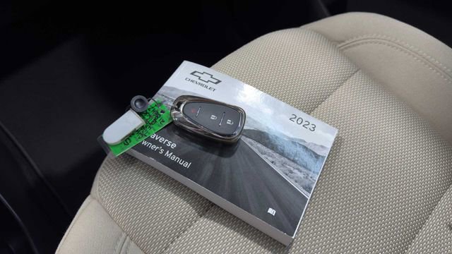 Used 2023 Chevrolet Traverse LS w/ Midnight/Sport Edition FWD image 29