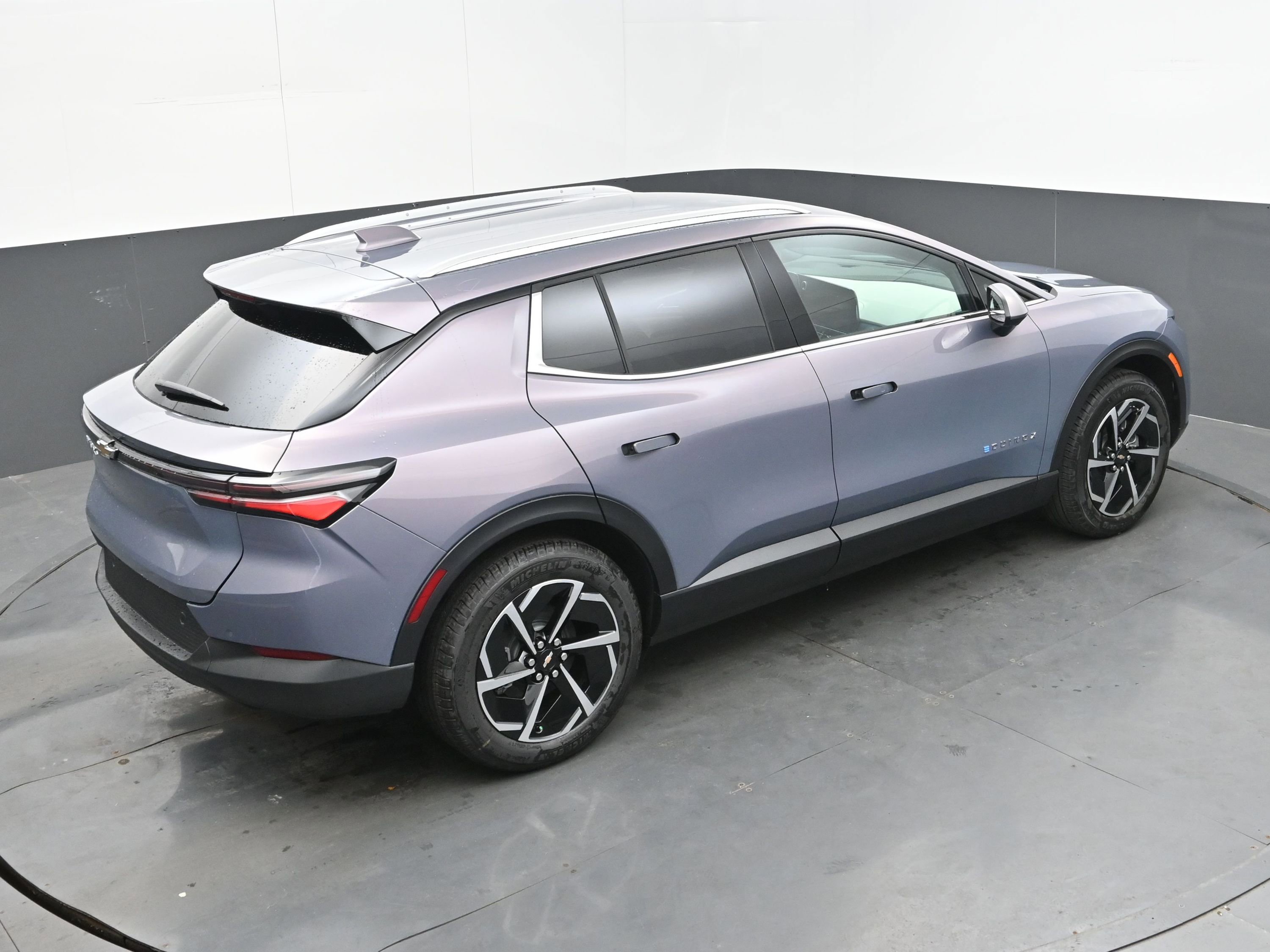 New 2026 Chevrolet Equinox EV LT image 38