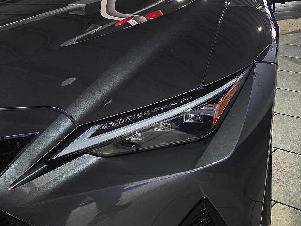Used 2024 Lexus IS 350 F Sport RWD image 8