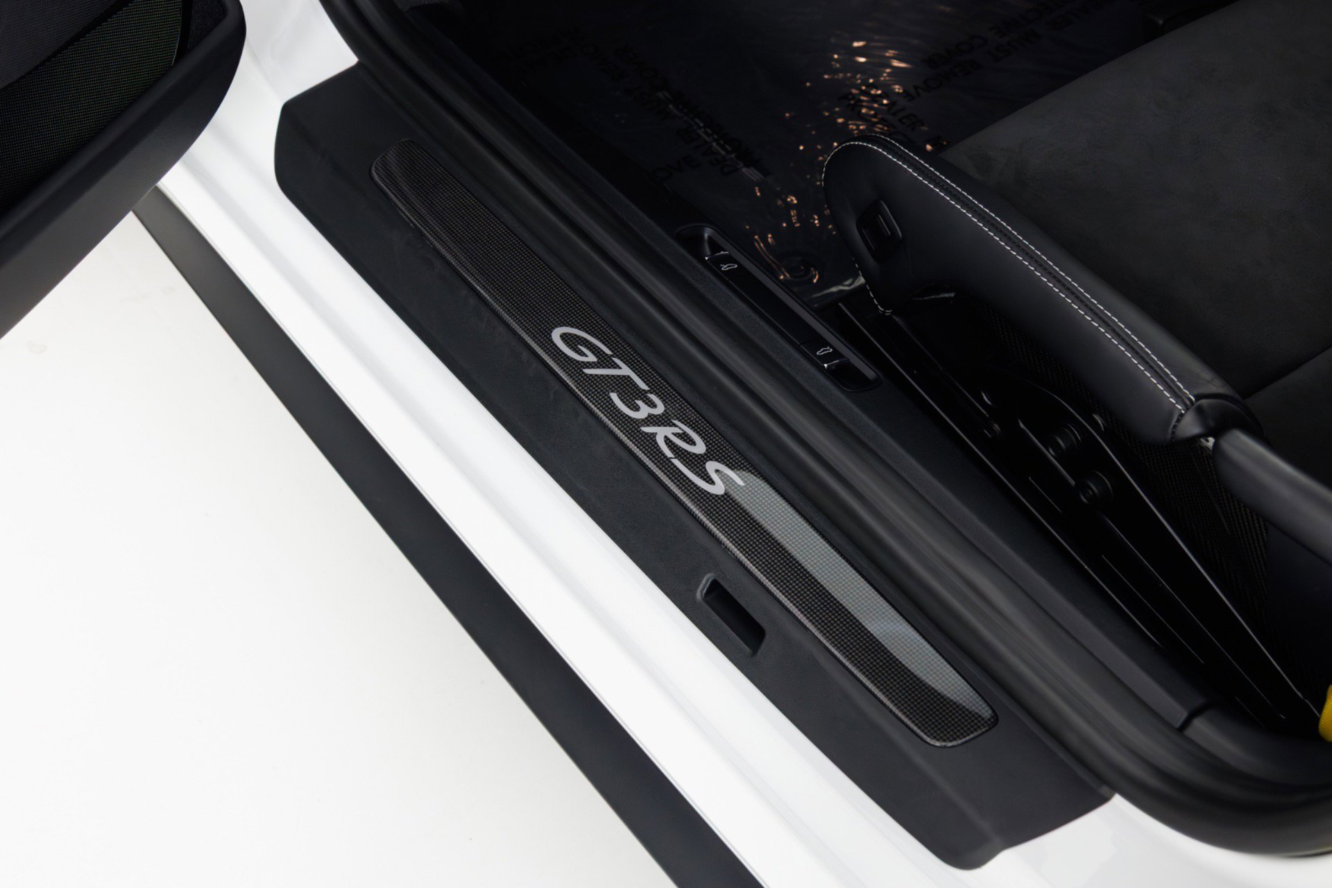 Used 2016 Porsche 911 GT3 RS image 32