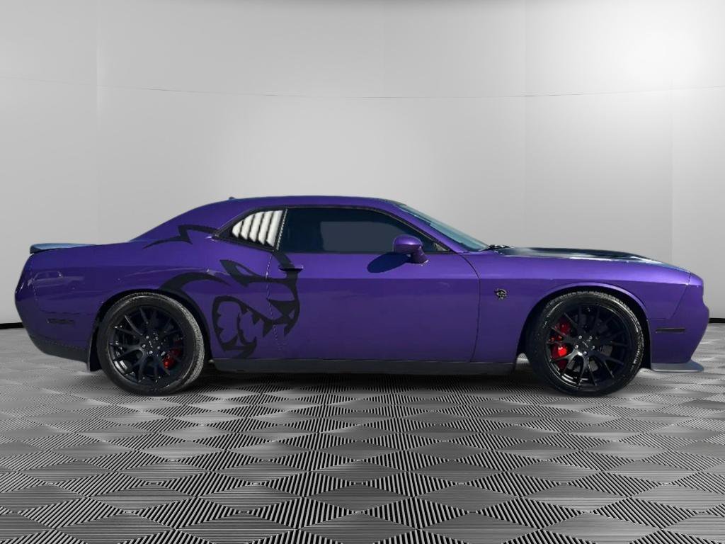 Used 2016 Dodge Challenger SRT Hellcat RWD image 6
