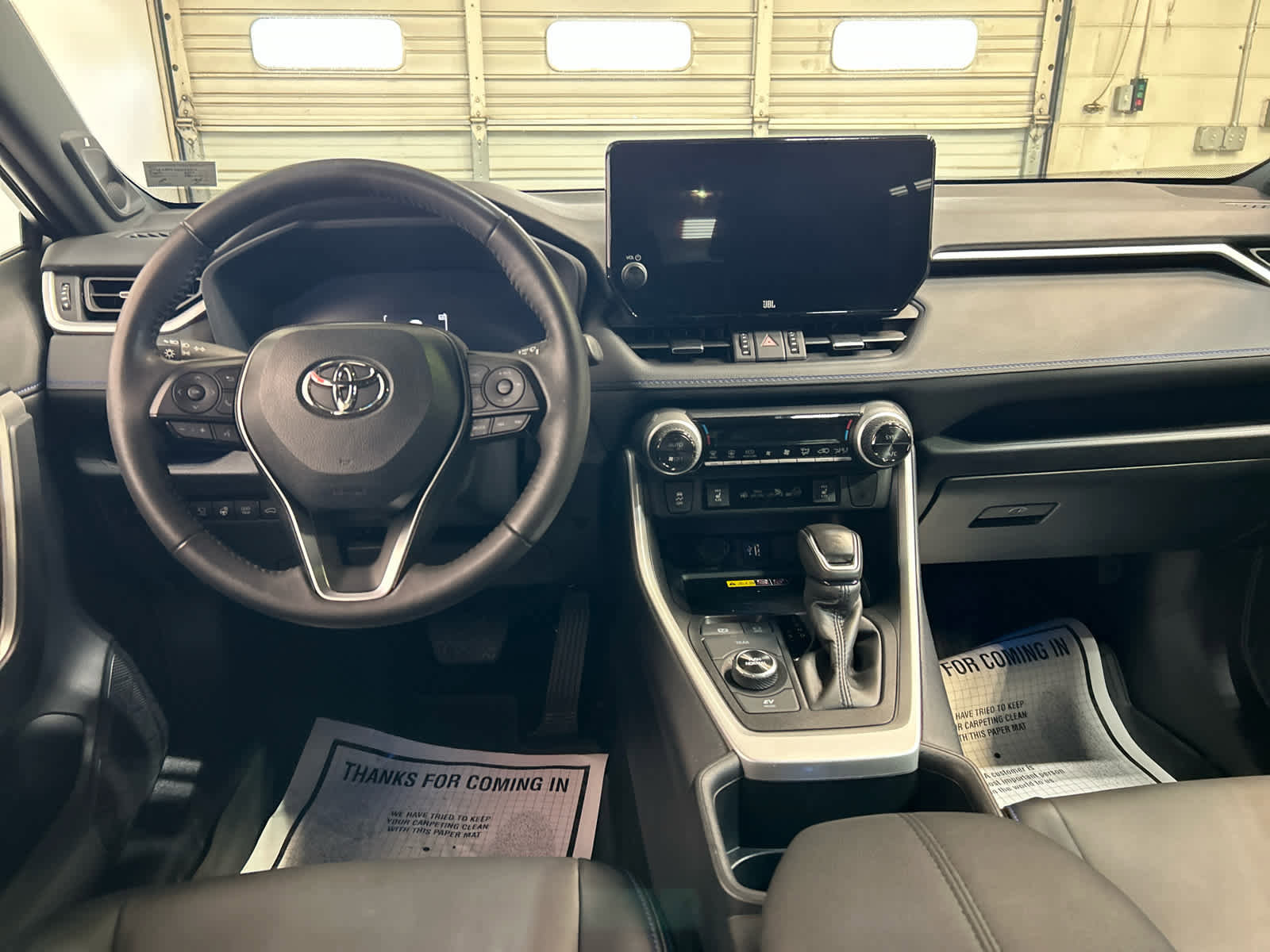 Certified 2025 Toyota RAV4 XSE w/ Advanced Technology Package AWD/4WD image 4