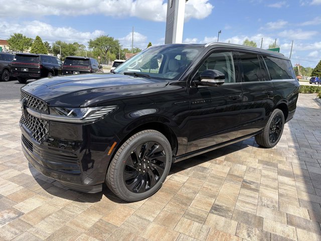New 2026 Lincoln Navigator L Black Label AWD/4WD image 5