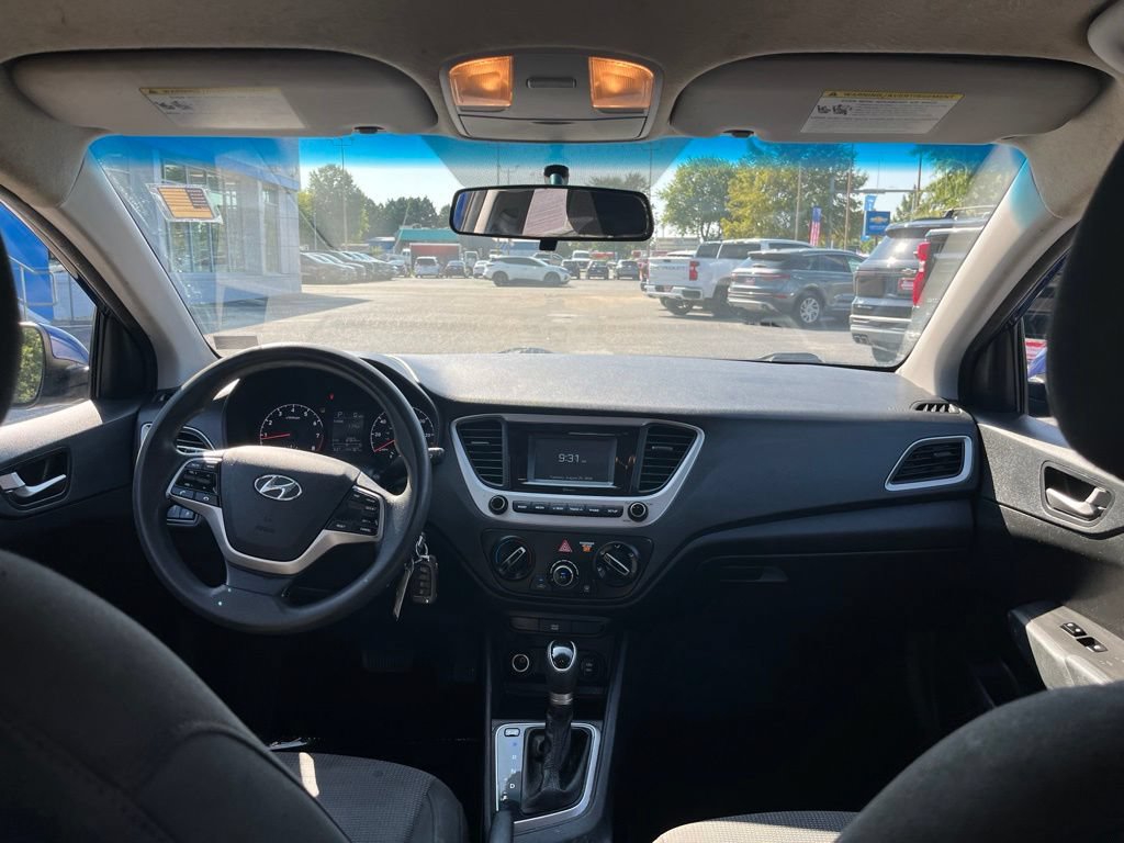 Used 2020 Hyundai Accent SE FWD image 38