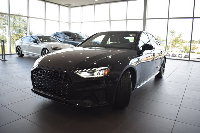 Used 2023 Audi A4 2.0T Premium Plus w/ Premium Plus Package AWD/4WD image 3