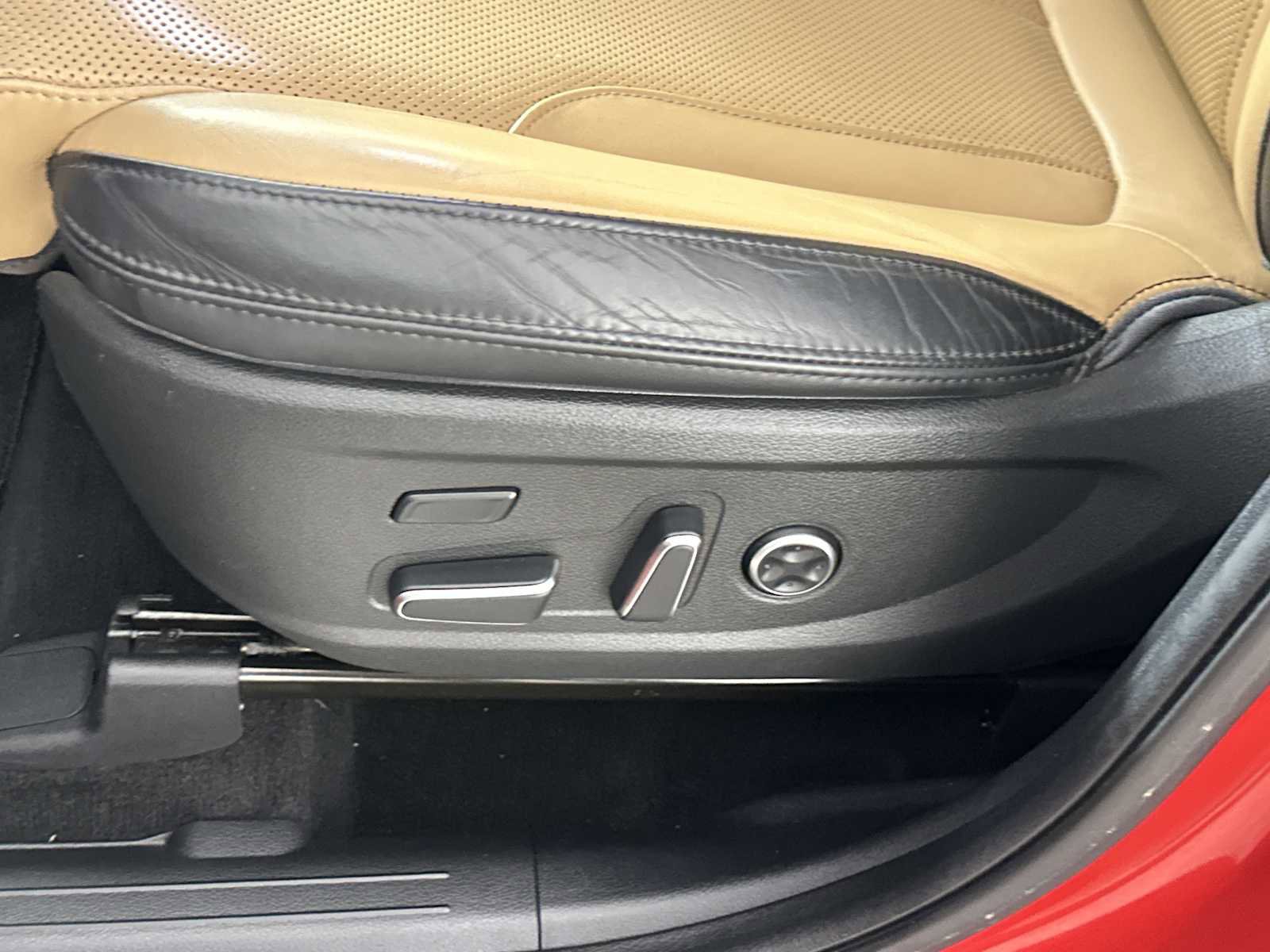 Certified 2022 Hyundai Santa Fe Calligraphy image 12