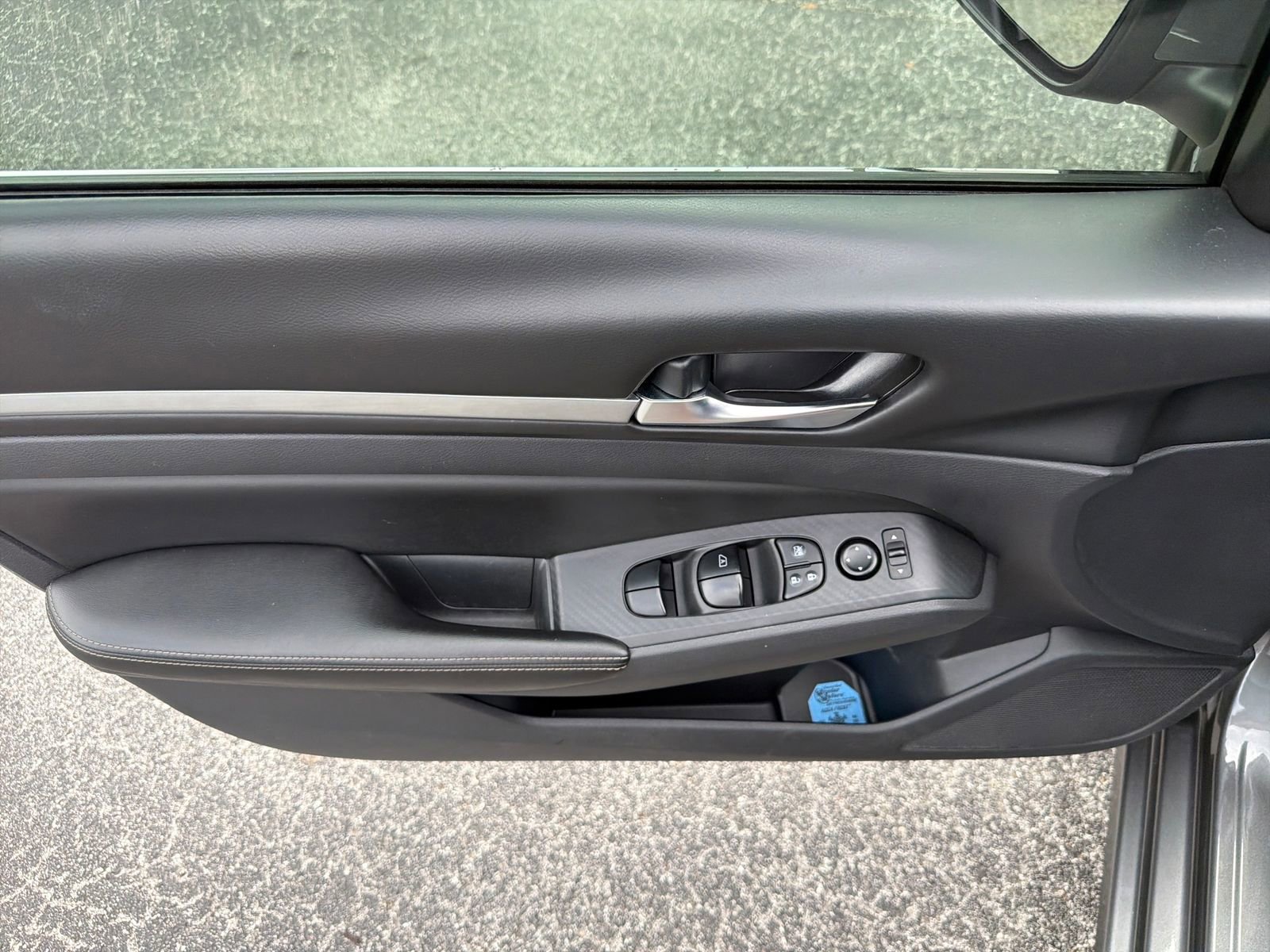 Used 2022 Nissan Altima 2.5 SV FWD image 21