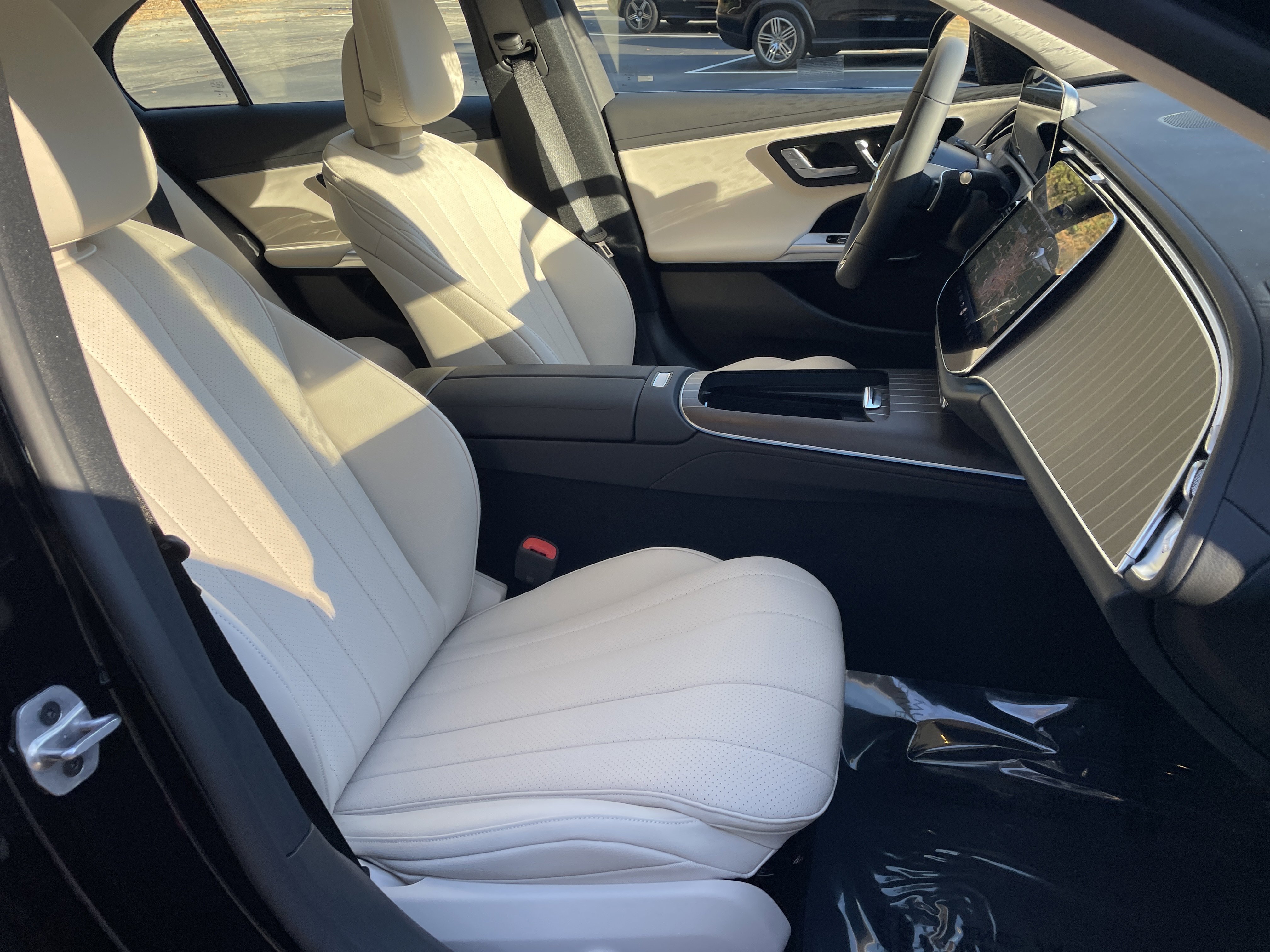 New 2026 Mercedes-Benz E 350 4MATIC Sedan image 45