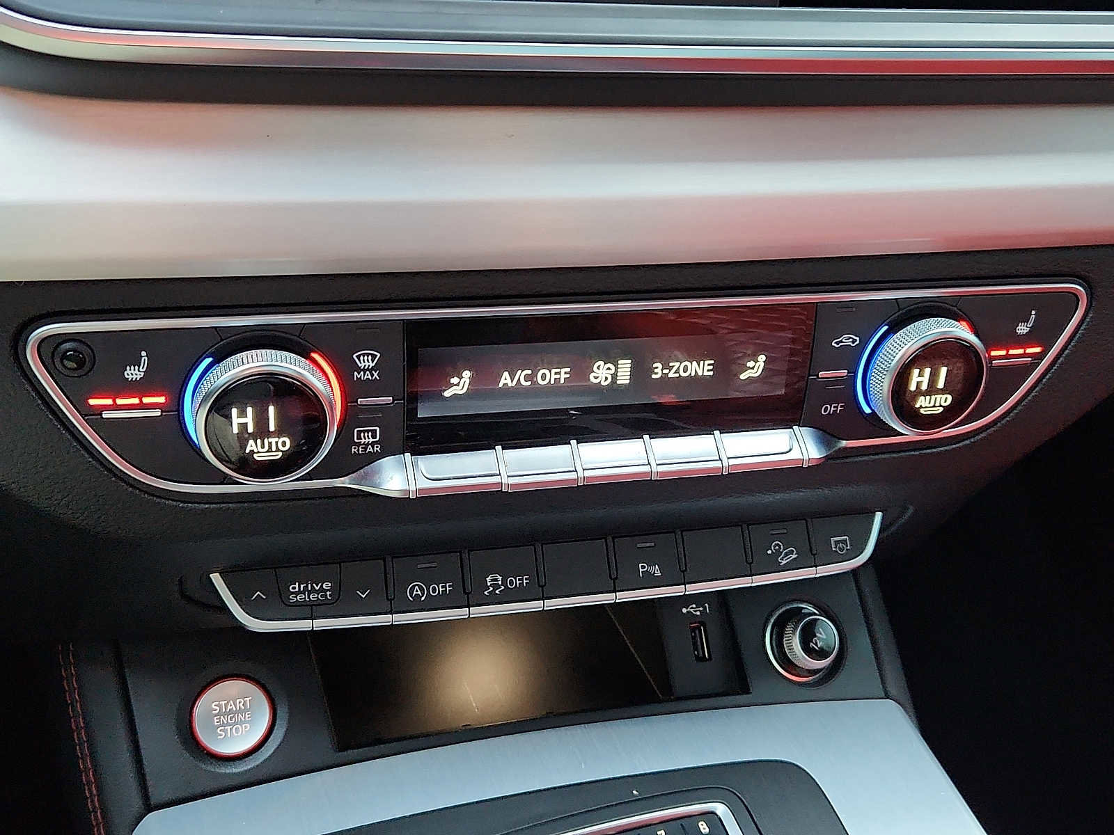 Used 2020 Audi SQ5 Premium Plus w/ Premium Plus Package image 15