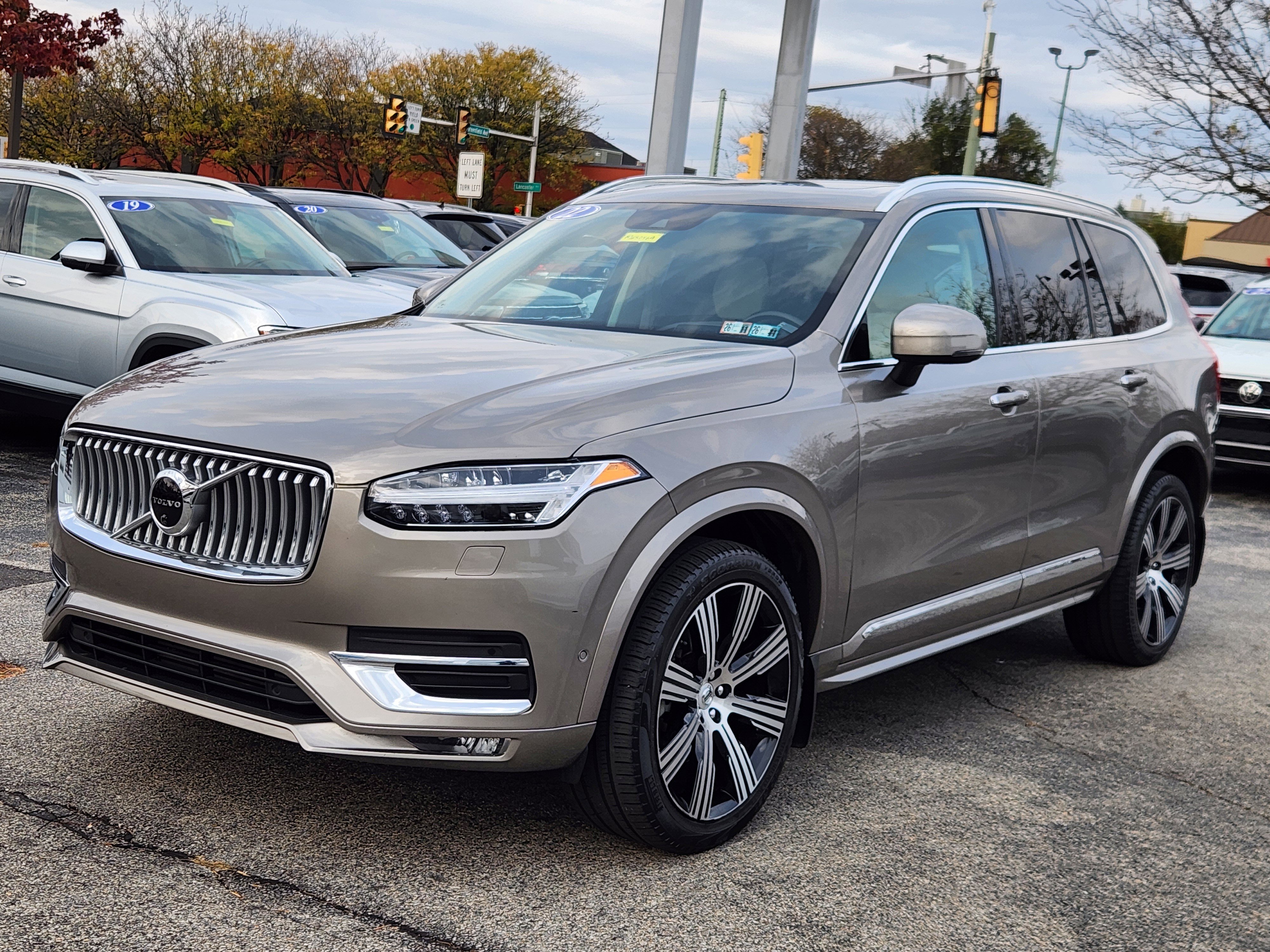 Used 2022 Volvo XC90 T6 Inscription w/ Advanced Package image 2
