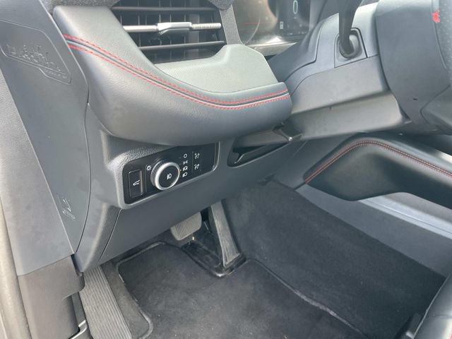 Used 2026 Ford Explorer ST-Line AWD/4WD image 30
