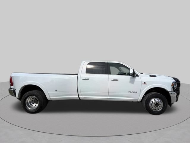Used 2022 RAM 3500 Laramie AWD/4WD image 2
