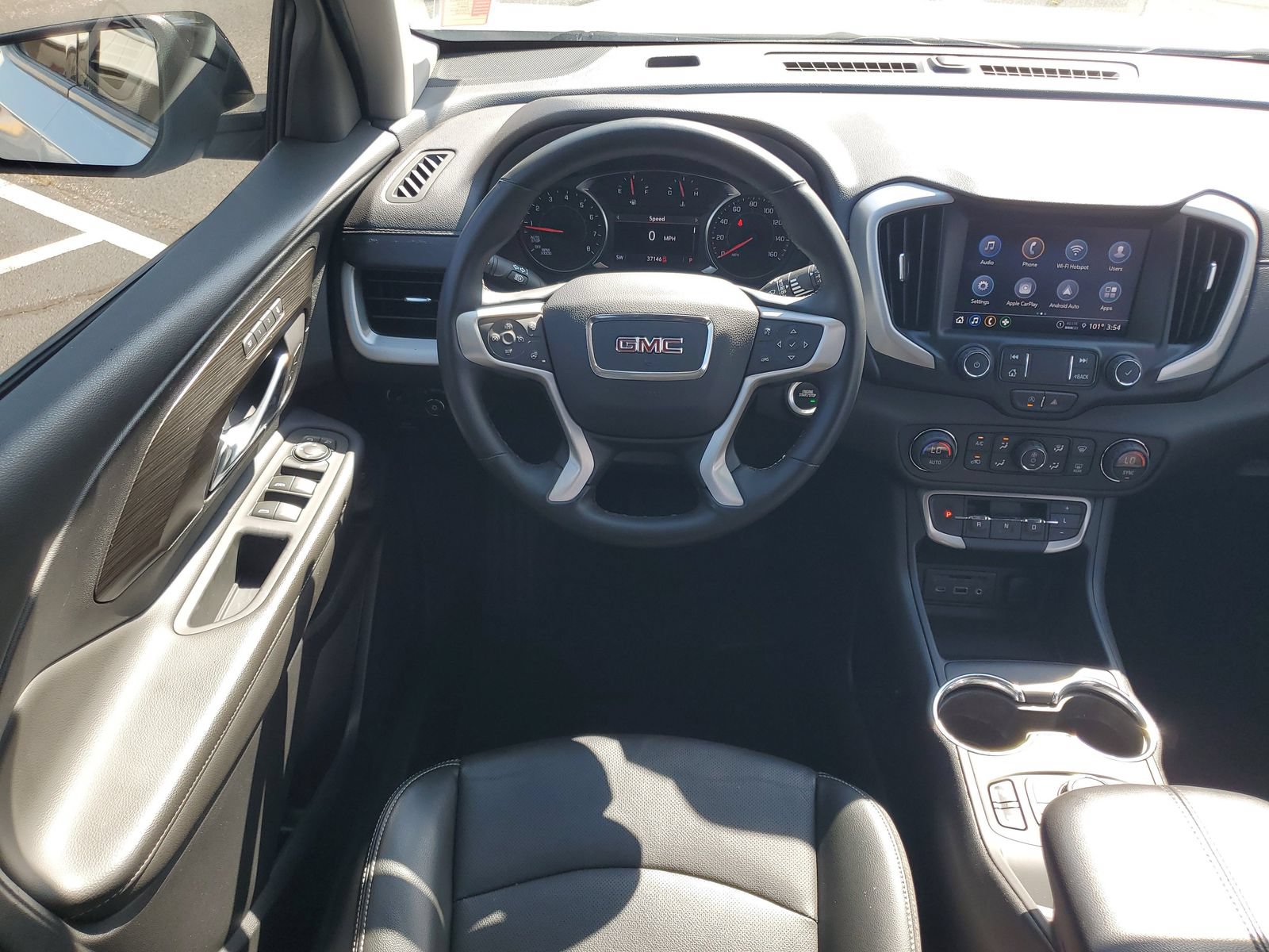 Used 2023 GMC Terrain SLT w/ Elevation Edition FWD image 25