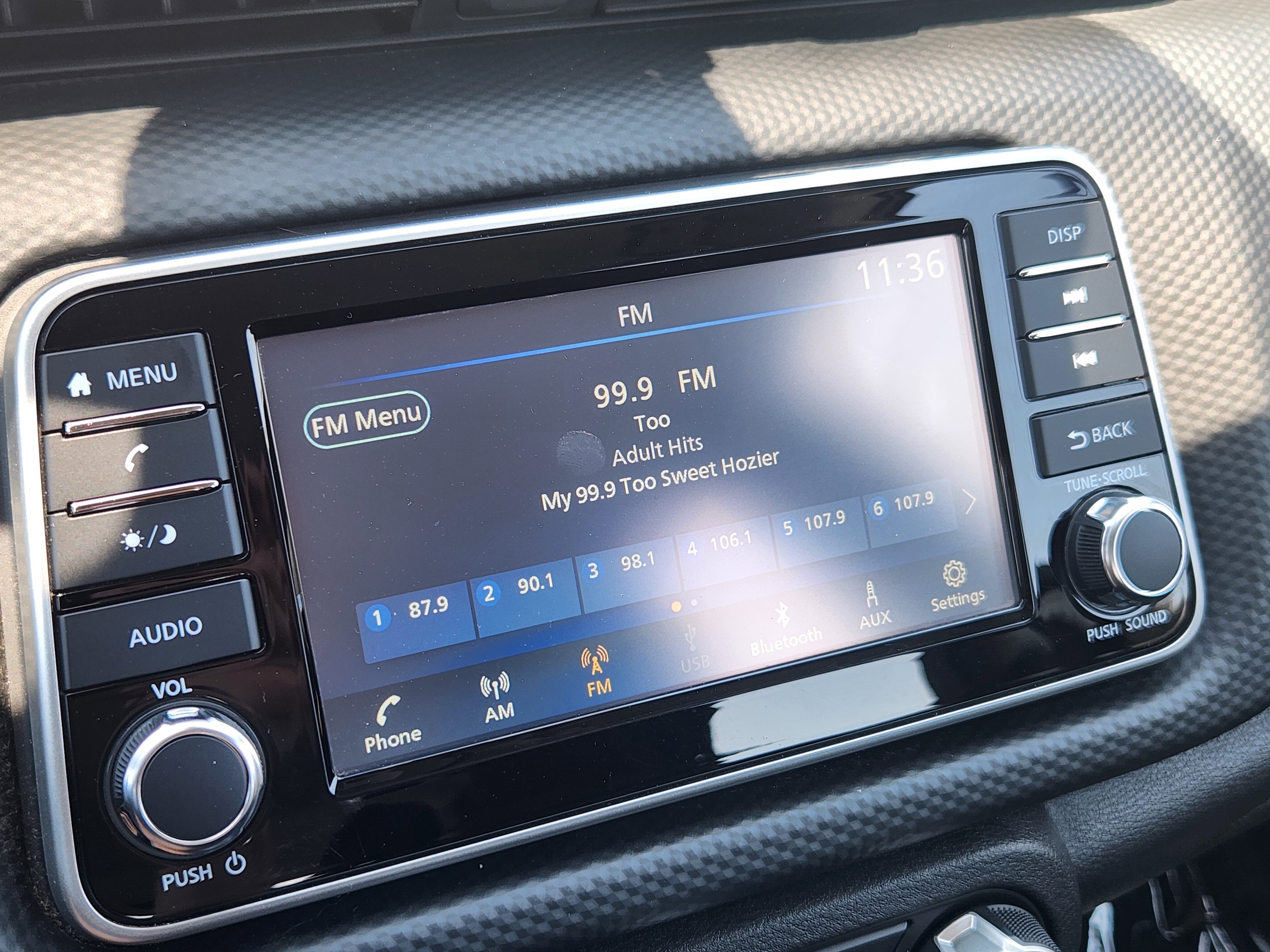 Used 2021 Nissan Kicks S image 17