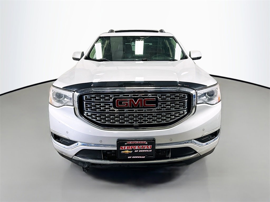 Used 2017 GMC Acadia Denali w/ Technology Package image 4