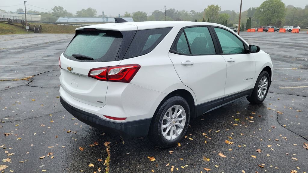 Used 2021 Chevrolet Equinox LS image 12