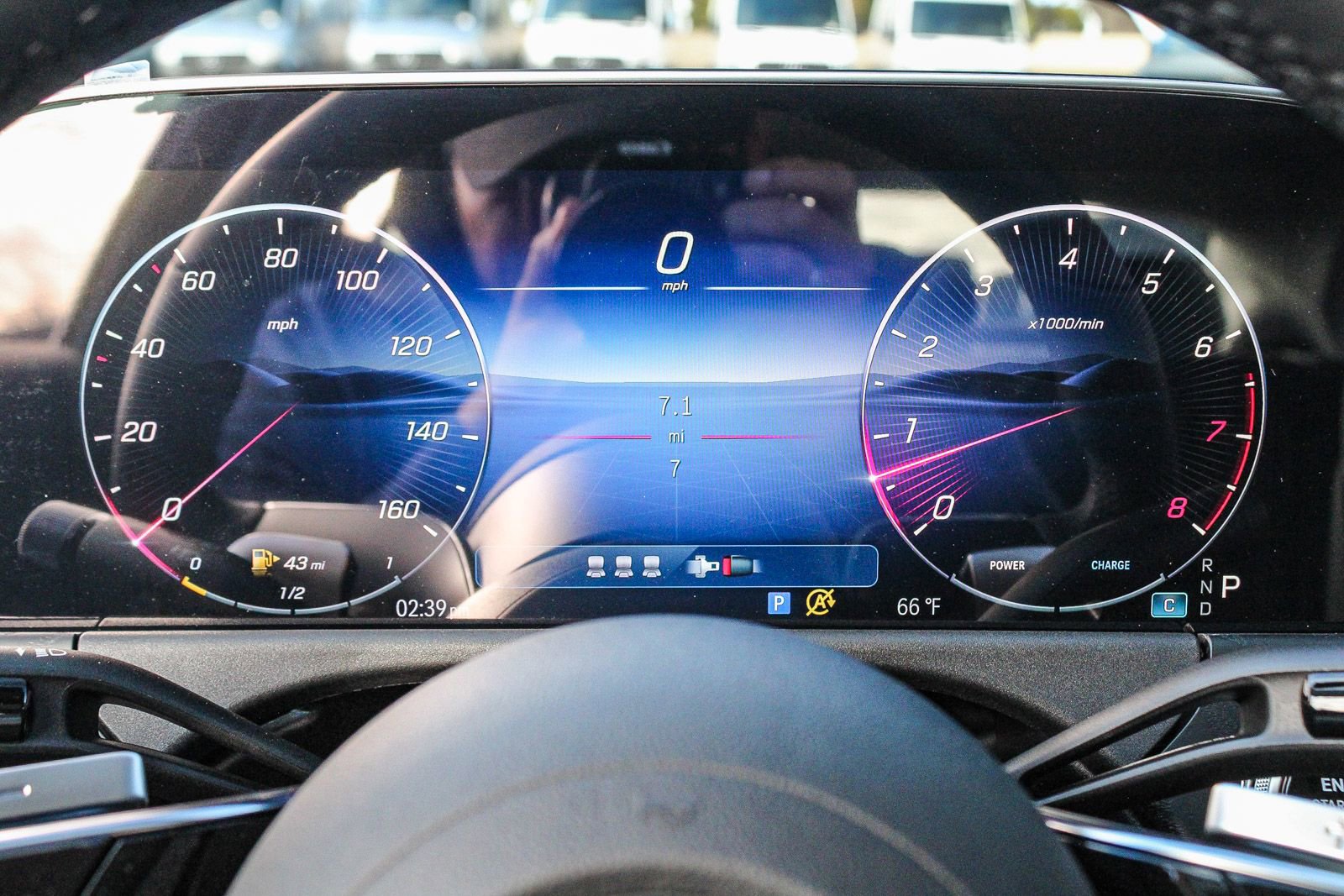 New 2026 Mercedes-Benz E 350 4MATIC Sedan image 23