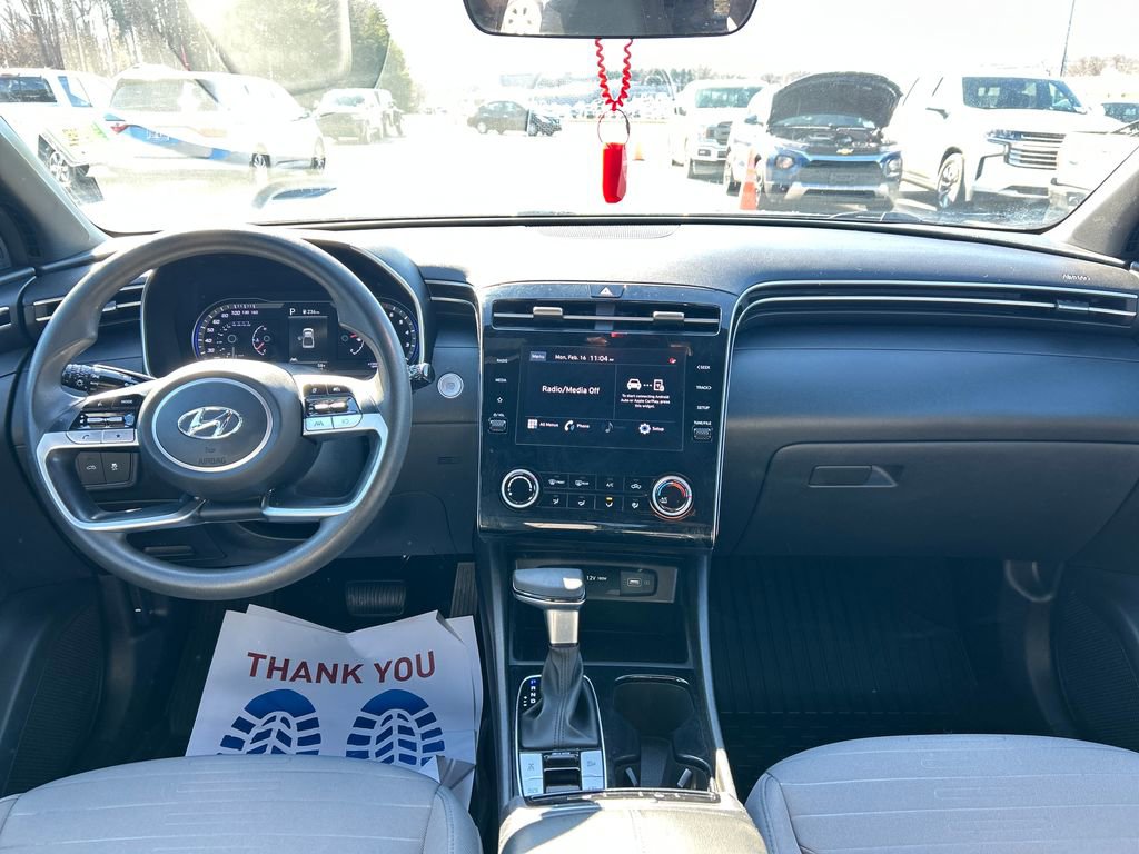 Used 2023 Hyundai Santa Cruz SEL image 13