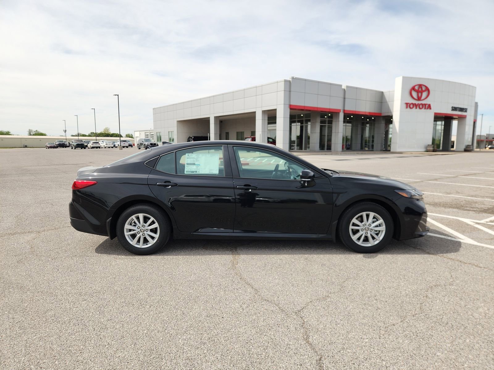 New 2026 Toyota Camry LE w/ Convenience Package image 7