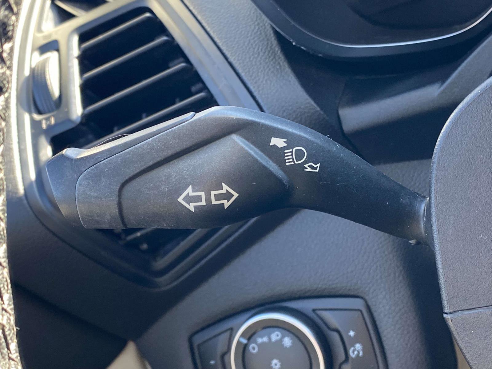 Used 2017 Ford C-MAX SE image 21