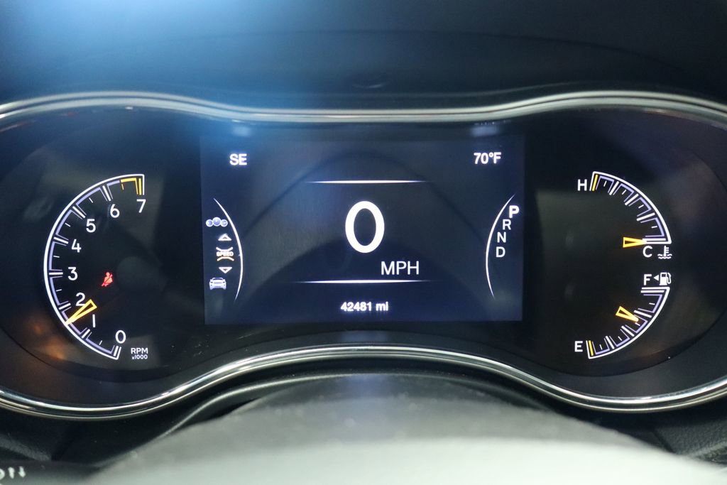 Used 2021 Jeep Grand Cherokee Trailhawk w/ Trailhawk Luxury Group image 46