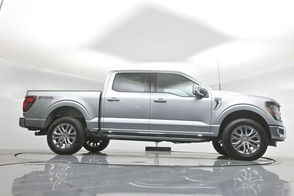 New 2025 Ford F150 XLT w/ Equipment Group 303A High image 45