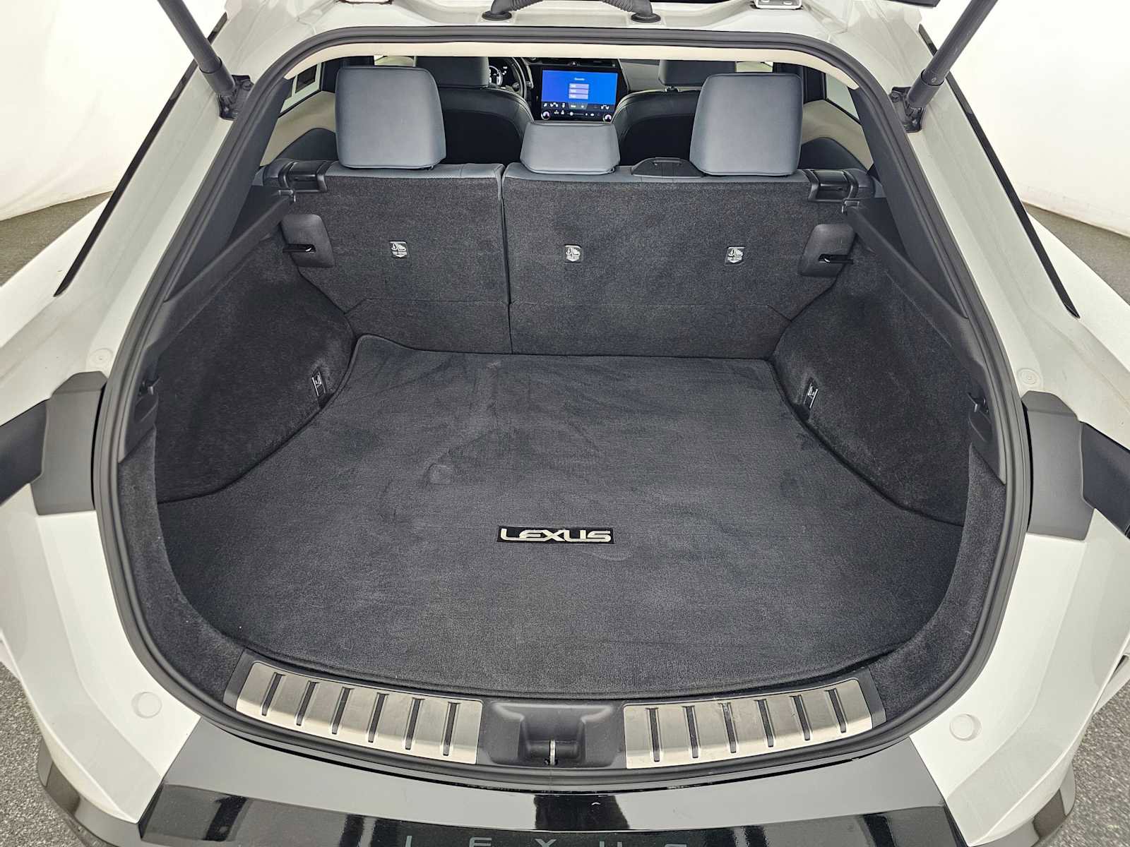 Certified 2023 Lexus RZ 450e Premium w/ Technology Package image 14