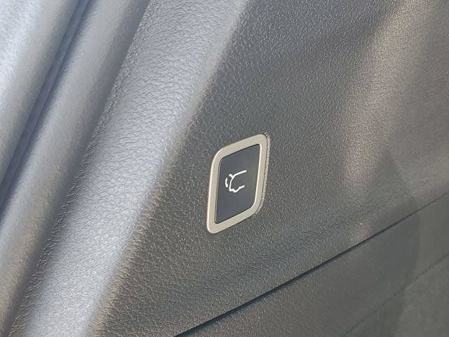 New 2026 Chrysler Pacifica Select FWD image 8