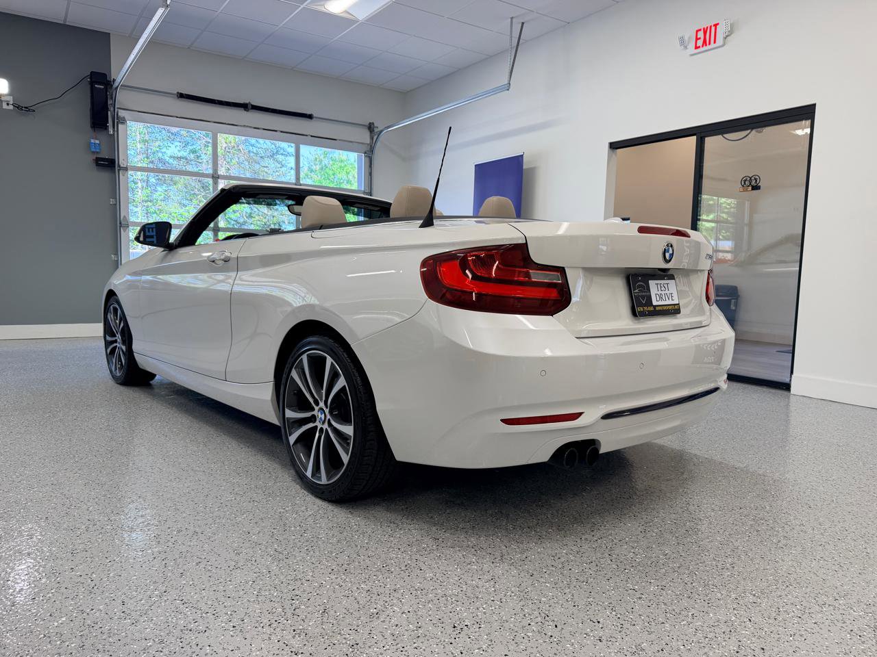 Used 2017 BMW 230i Convertible RWD image 17