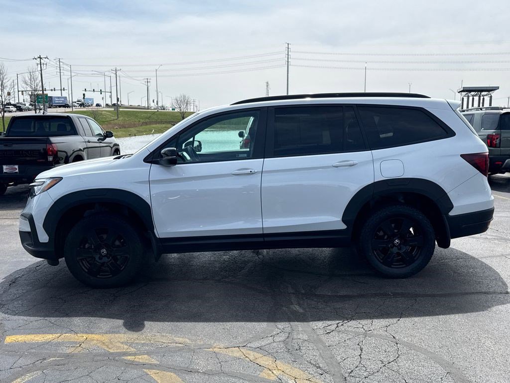 Certified 2022 Honda Pilot TrailSport image 8