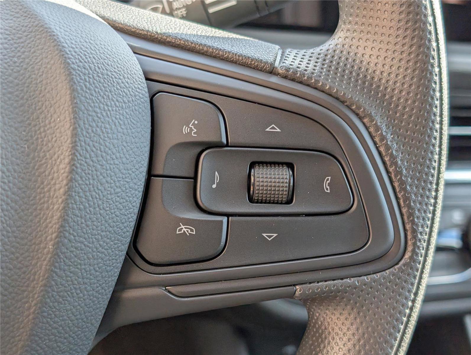 New 2026 Buick Envista Preferred w/ Convenience II Package image 18