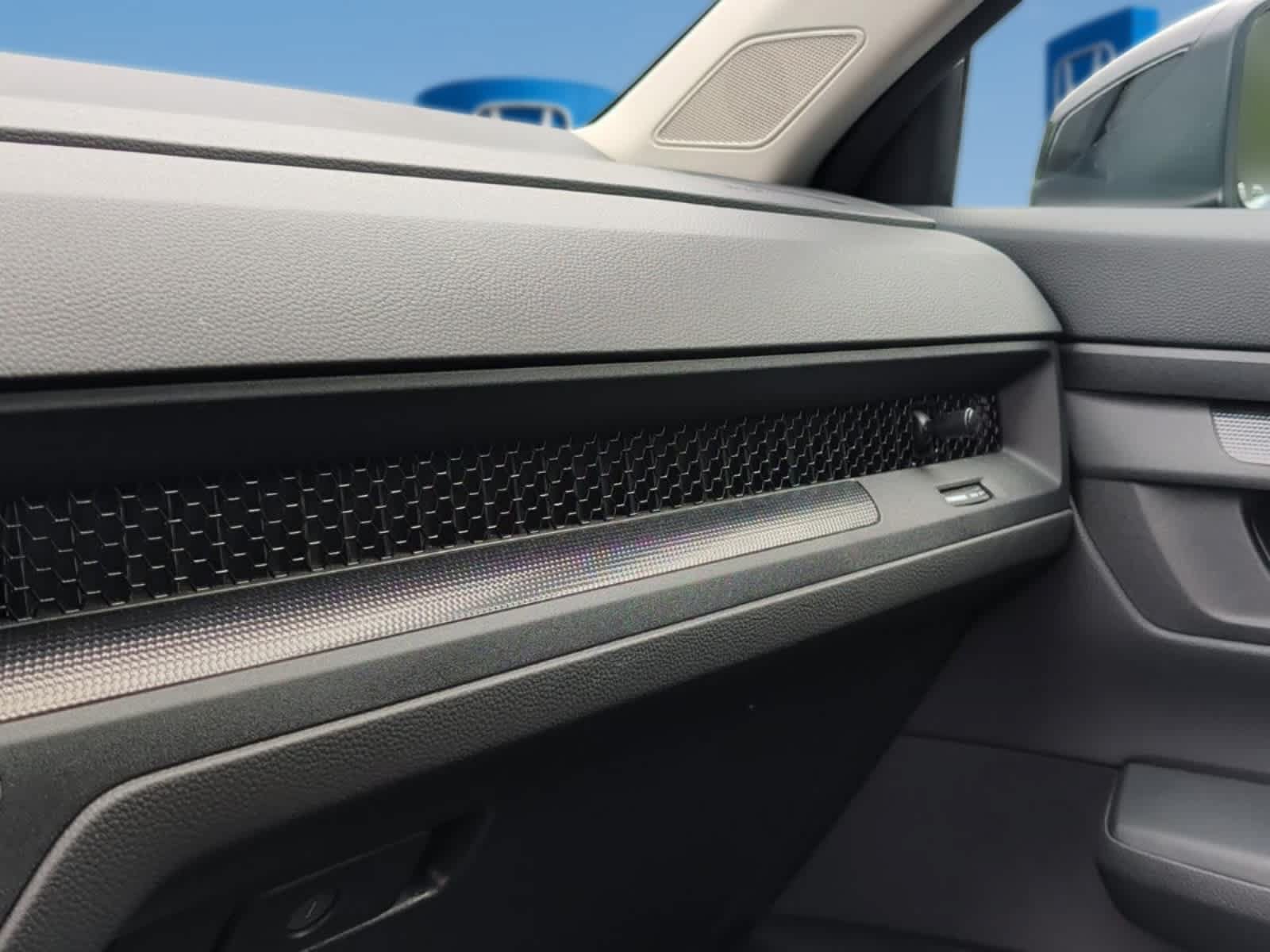 Used 2025 Honda CR-V EX image 24