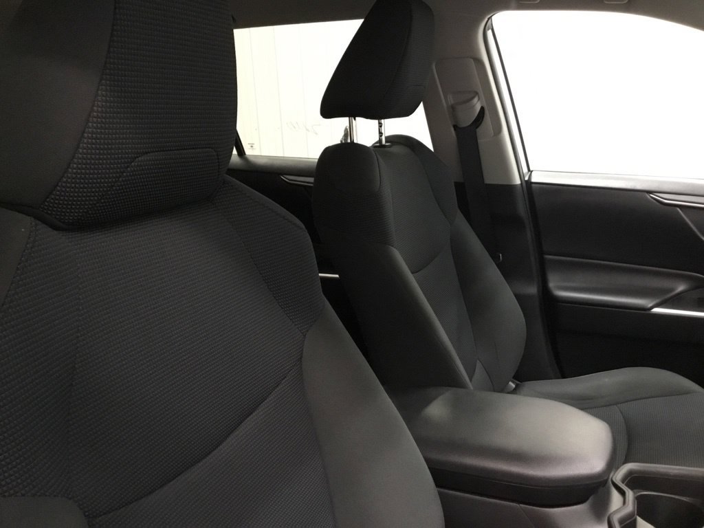 Used 2019 Toyota RAV4 LE w/ All Weather Liner Package AWD/4WD image 22