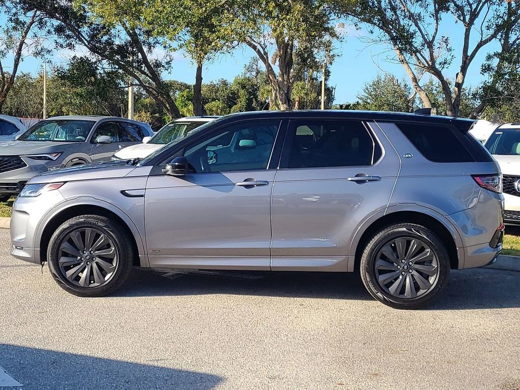 Used 2020 Land Rover Discovery Sport SE R-Dynamic image 14