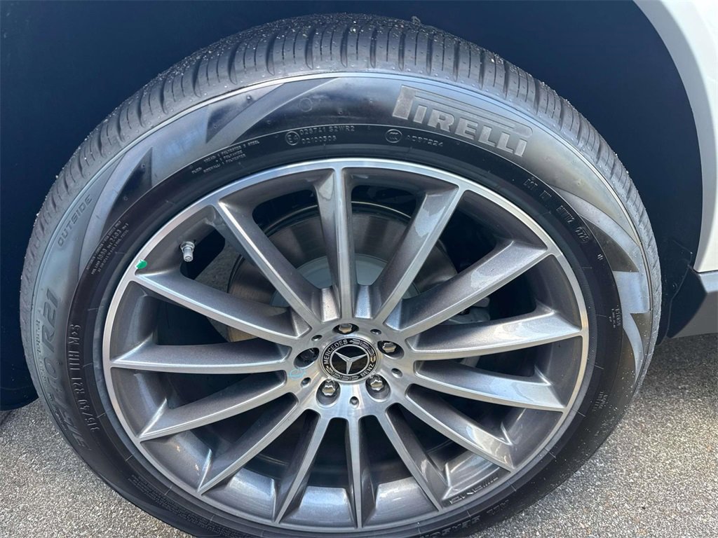 New 2026 Mercedes-Benz GLS 450 4MATIC image 3