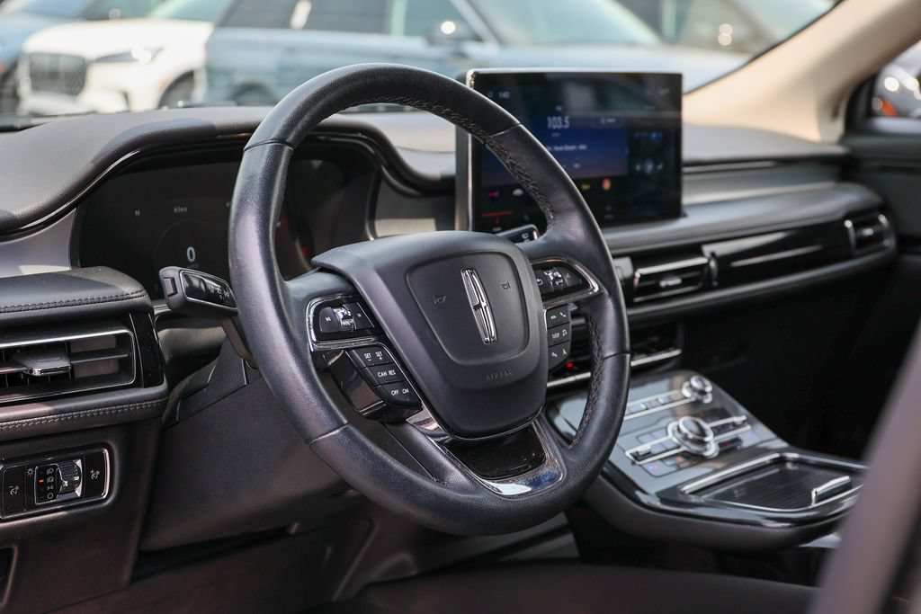 Certified 2023 Lincoln Nautilus FWD image 24