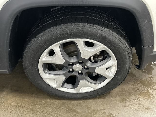 Used 2019 Jeep Compass Limited image 5