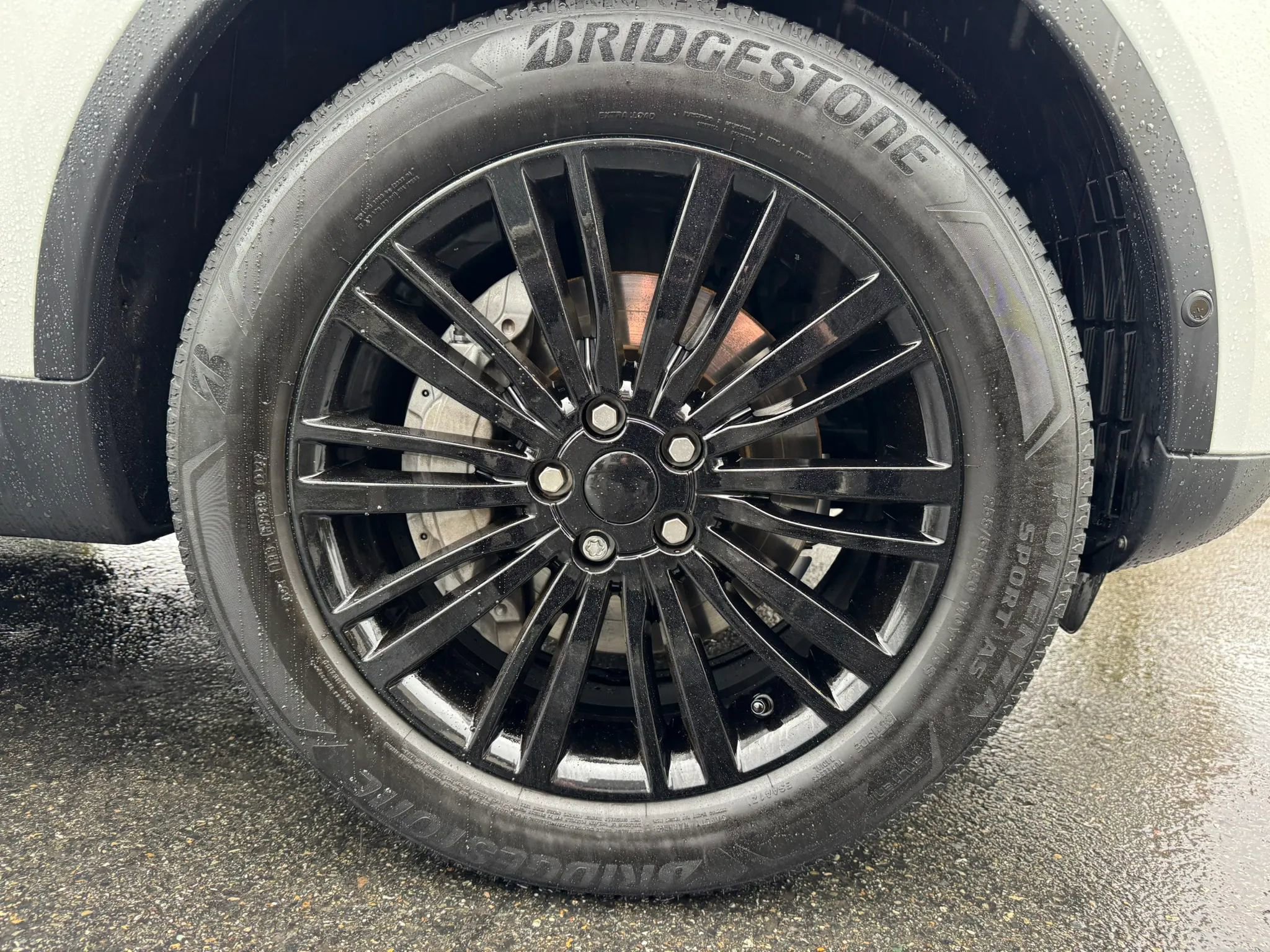 Used 2019 Land Rover Discovery HSE Luxury AWD/4WD image 19