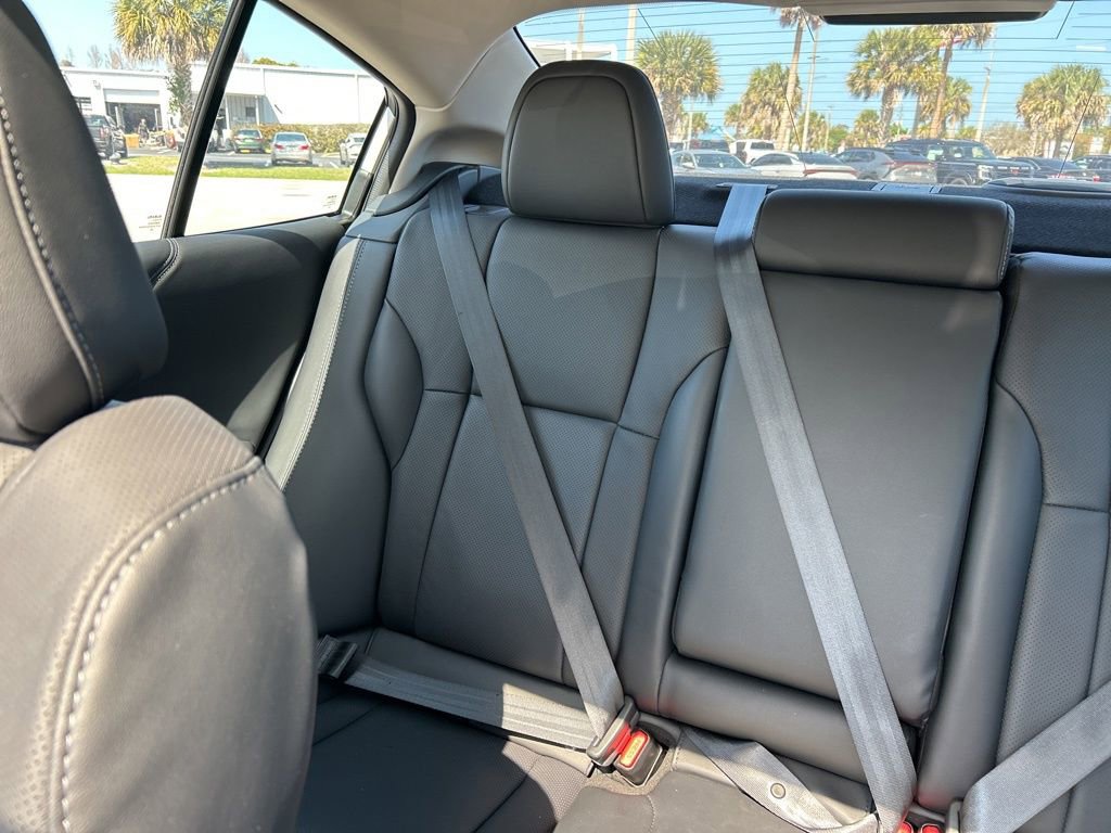 Used 2025 Subaru Legacy Limited w/ Popular Package #3 image 13