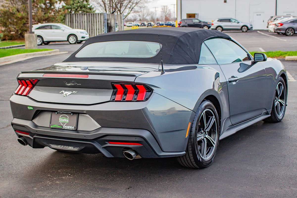Used 2024 Ford Mustang Premium RWD image 9