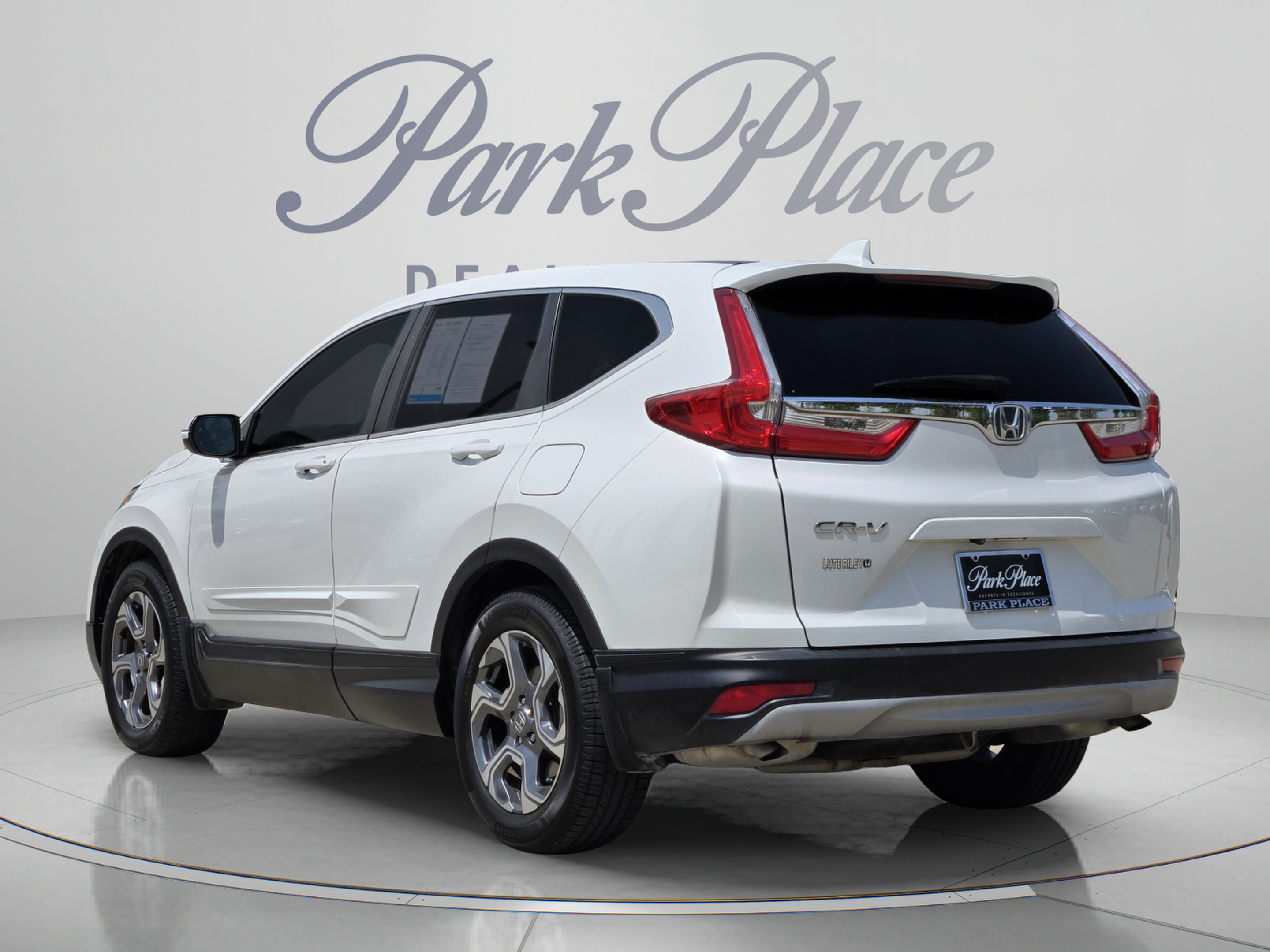 Used 2019 Honda CR-V EX image 3