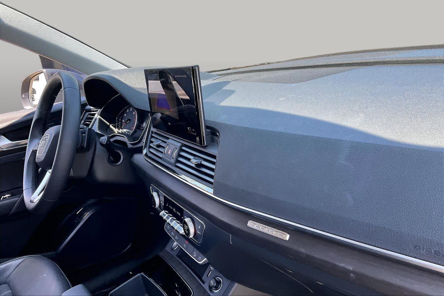 Used 2024 Audi Q5 2.0T Premium w/ Convenience Package AWD/4WD image 18