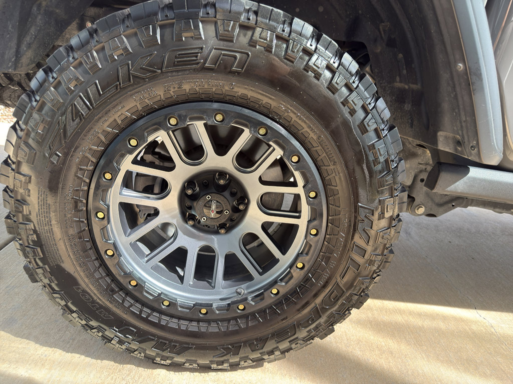 Used 2022 Jeep Gladiator Rubicon w/ Cold Weather Group image 23