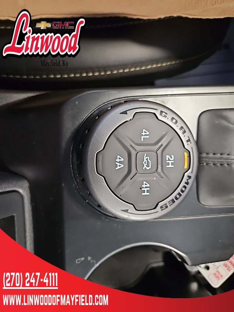 Used 2025 Ford Bronco Badlands AWD/4WD image 27