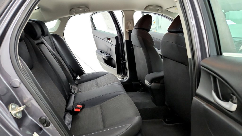 Used 2020 Honda Insight EX image 18