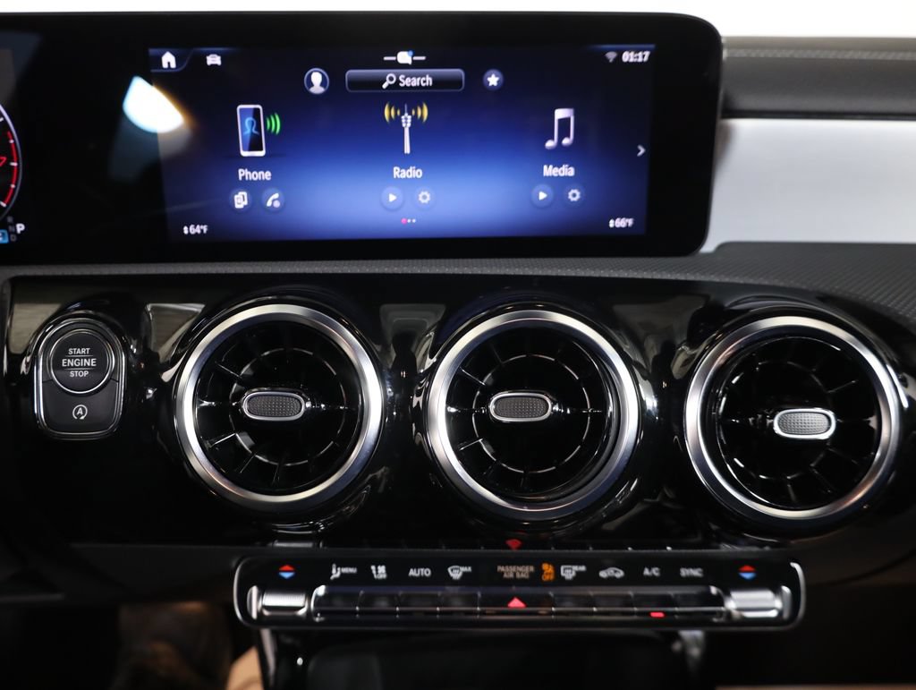 Certified 2026 Mercedes-Benz CLA 250 4MATIC image 22
