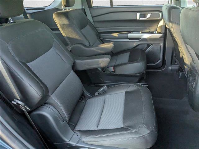 Used 2023 Ford Explorer XLT image 19