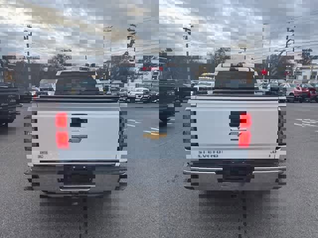 Used 2019 Chevrolet Silverado 1500 LD LT image 6