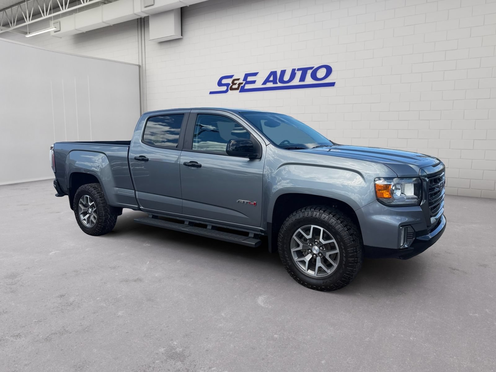 Used 2021 GMC Canyon AT4 AWD/4WD image 6