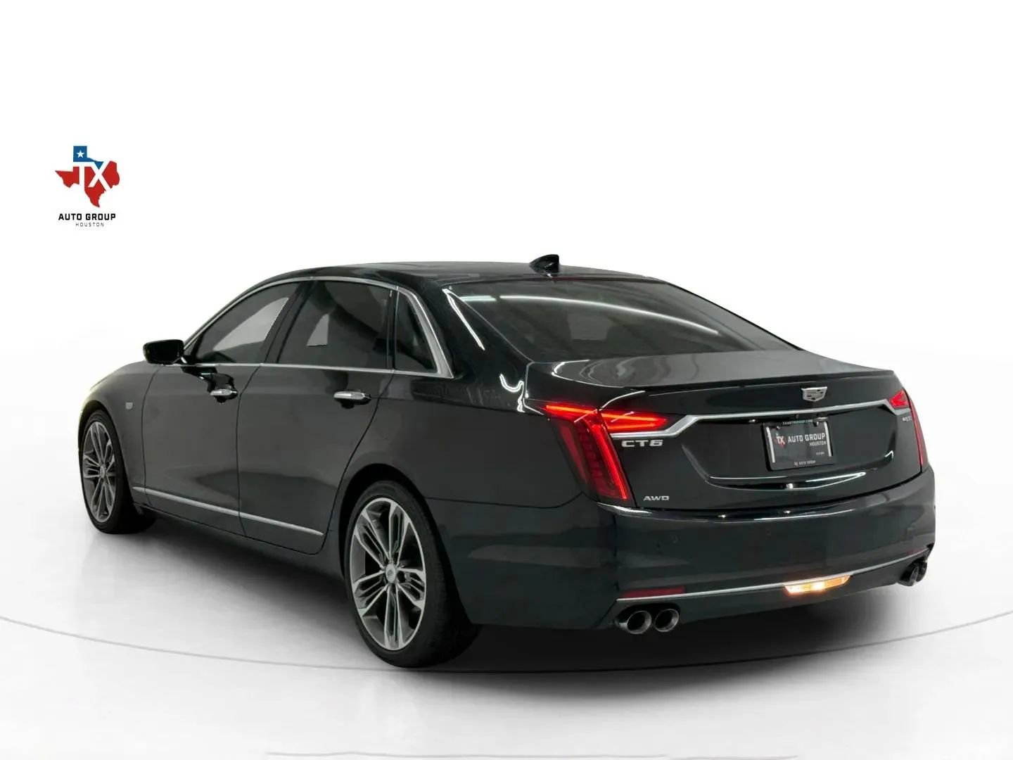 Used 2020 Cadillac CT6 Premium Luxury w/ LPO, Exterior Accent Package AWD/4WD image 4